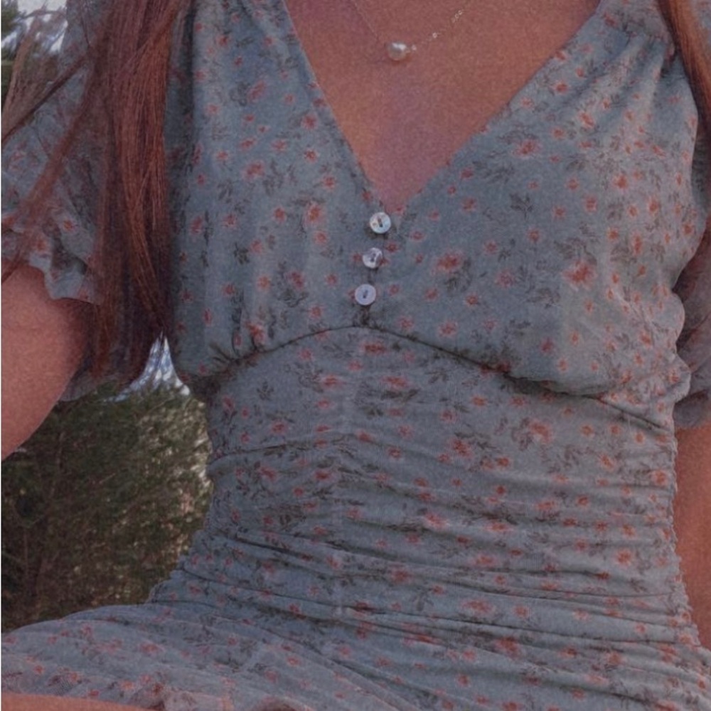 Spring Dress - Picture 3 of 3